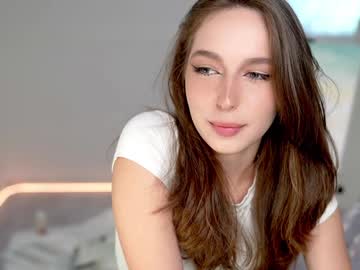 webcam girl silent_chill live cam image #10366489