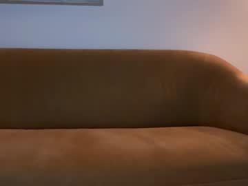 webcam girl pretendlunch live cam image #10228431