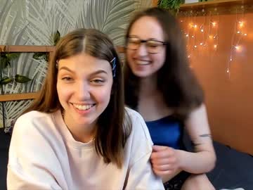webcam couple marielabrie live cam image #2772155