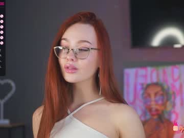 webcam girl hoolybunny live cam image #5942879