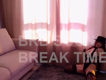 webcam girl angella_kleee live cam image #10152556