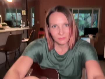 webcam girl kaileeshy live cam image #12204789