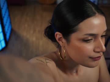 webcam girl jadeperez_ live cam image #12595095