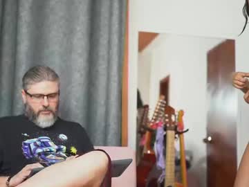 webcam couple cheeseburgerjesus live cam image #10270015