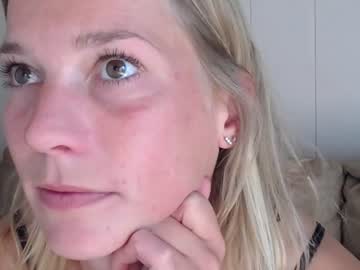 webcam couple joannadea live cam image #5974162