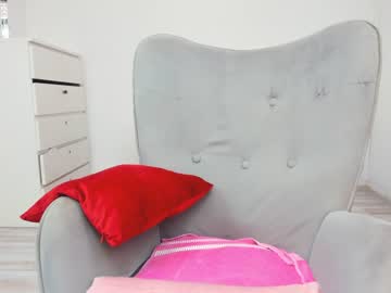 webcam girl dariaa_doll live cam image #7984334