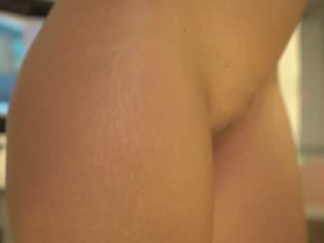 webcam girl ashley_benson1 live cam image #703263