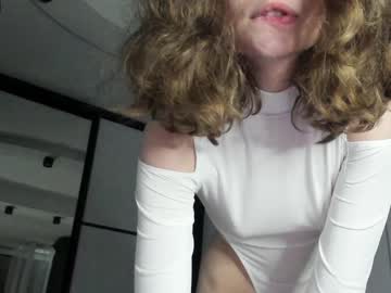 webcam girl mxxnsxsul live cam image #3248192