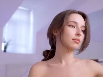 webcam girl silent_chill live cam image #12748307