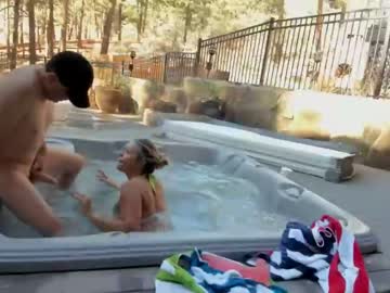 webcam couple derrick_and_brittany live cam image #1131497