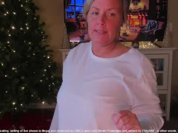 webcam girl flirty_milf live cam image #1179636