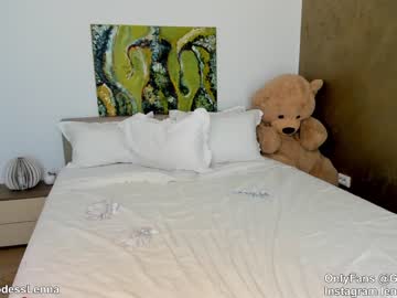 webcam girl lenna_godess live cam image #9054040