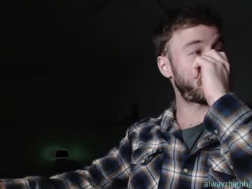 webcam man alwayzhigh live cam image #2168988