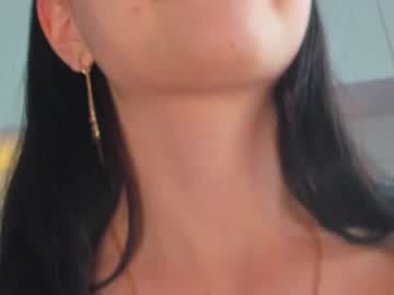 webcam girl sweetie_karoline live cam image #3904600
