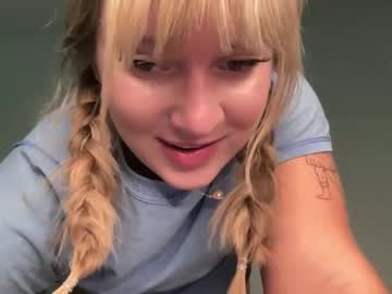 webcam girl jenniferwhoreance live cam image #10290064