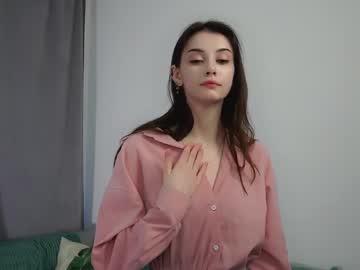 webcam girl merylblackhurst live cam image #12105691