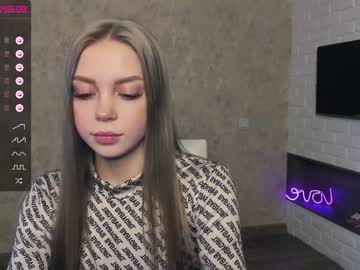 webcam girl lol1_lovelali live cam image #3461102
