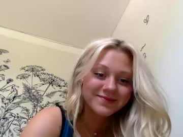 webcam couple prettypoliteladies live cam image #6455783