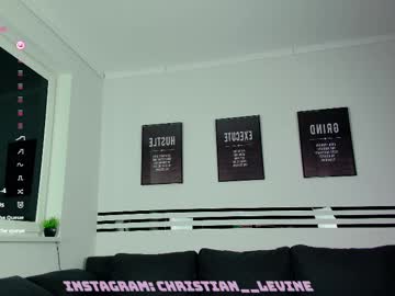 webcam man christianlevine_ live cam image #12055168