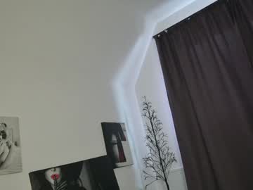webcam girl allayah live cam image #10495575