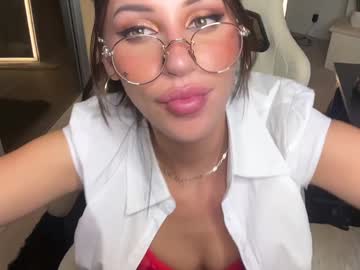 webcam girl itskassielee live cam image #11200565