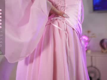 webcam girl oki_dokie live cam image #7994036