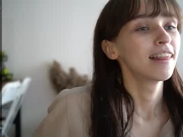 webcam girl diruriru live cam image #9194396