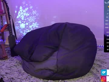 webcam girl little_dutch live cam image #4396234