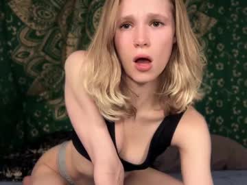 webcam girl sweetgracee live cam image #12917487