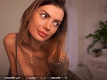 webcam girl dreamana live cam image #2010961