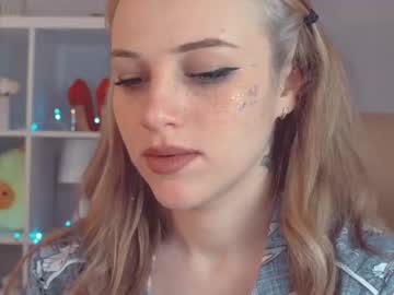 webcam girl mia_milagros live cam image #1740071