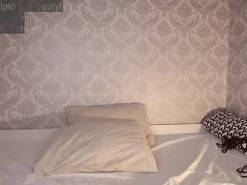 webcam girl lillpio live cam image #717309