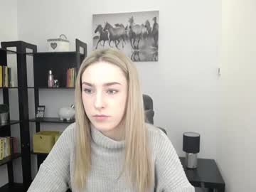 webcam girl little_e_mily live cam image #1714160