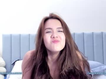 webcam girl jillikins live cam image #4687897