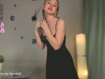webcam girl elina_wilgauch live cam image #12472623
