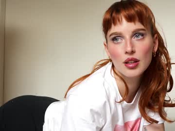 webcam girl ellaa91 live cam image #11104617