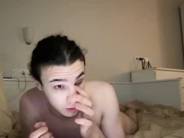 webcam girl milky__coffee live cam image #9104677