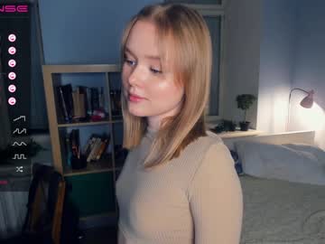 webcam girl sun_shiiine live cam image #5608058