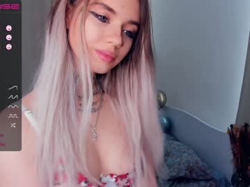 webcam girl elfas_cute live cam image #6478431