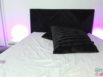 webcam girl alicelevine live cam image #6697996