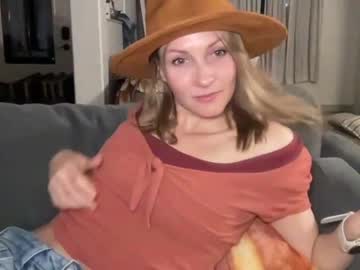 webcam girl kaileeshy live cam image #1930250