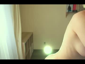 webcam girl luna_ai live cam image #2950125