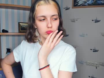 webcam girl sun_like_hugs live cam image #5970973
