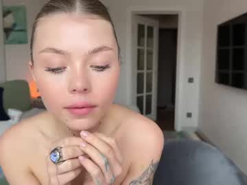 webcam girl deva_alice live cam image #11805848