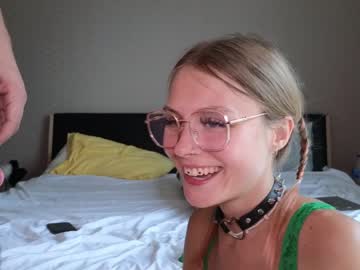 webcam couple ellie_mcqueen live cam image #9472263