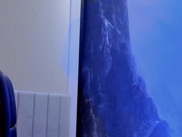 webcam girl angella_kleee live cam image #7435528