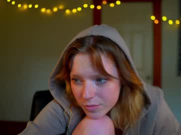 webcam girl crimsonxrapture live cam image #1897654