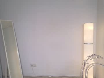 webcam girl silent_chill live cam image #8290378