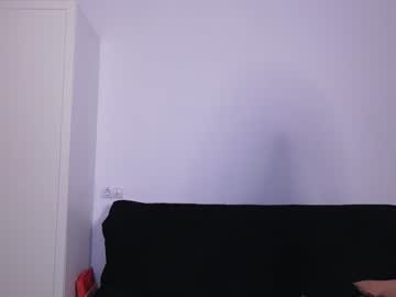 webcam girl laura__shy live cam image #6207852