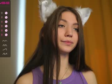 webcam girl angels_kiss live cam image #5639088